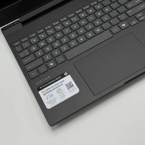 Victus by HP 15-fb3093dx / Ryzen 7 7445HS / 16Go DDR5 / RTX 4050 / 512SSD / 15.6 FHD 144Hz