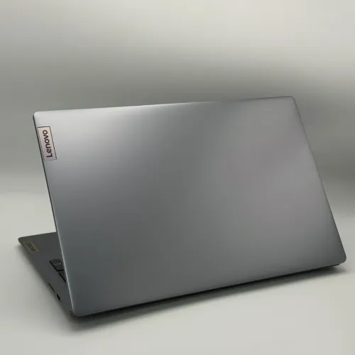 LENOVO IDEAPAD SLIM 3 / 13th I7-13620H / 16GO DDR5 / 512SSD / 15.6 FHD