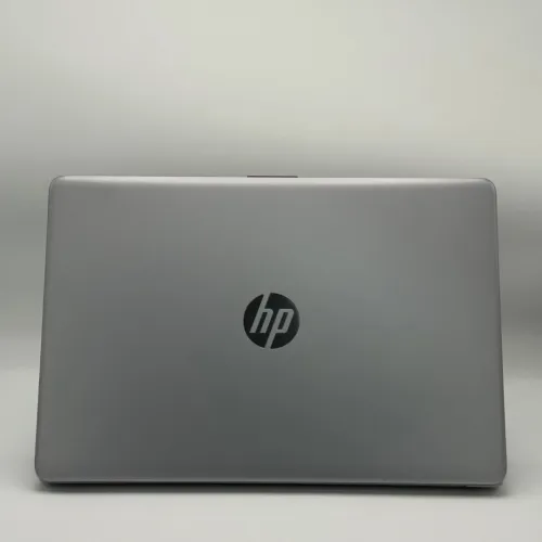HP 250 G9 / i7-1065G7 / 16Go DDR4 / 512Go SSD / 15.6 FHD