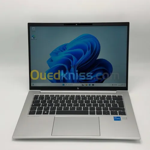 HP ELITEBOOK 830 G9 / 12th I5-1235U / 8Go DDR5 / 256SSD / 13 FHD+
