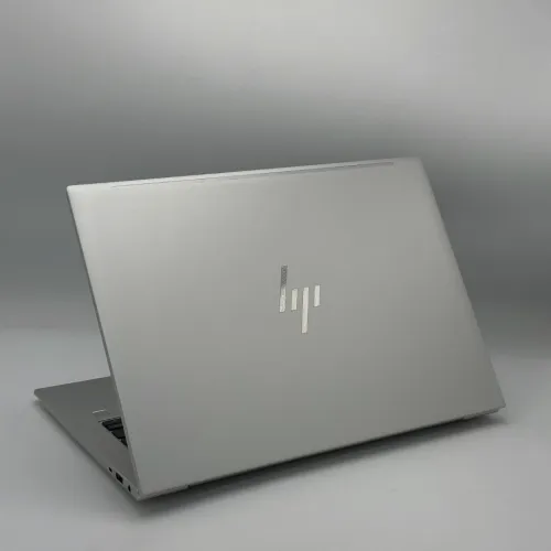 HP EliteBook 845 G9 / Ryzen 5 PRO 6650U / 16 Go DDR5 / 256 Go SSD / 14 FHD+