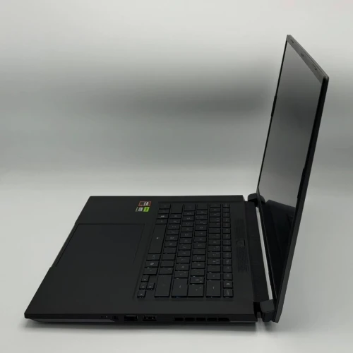 GIGABYTE AERO X16 Copilot+ PC Neuf