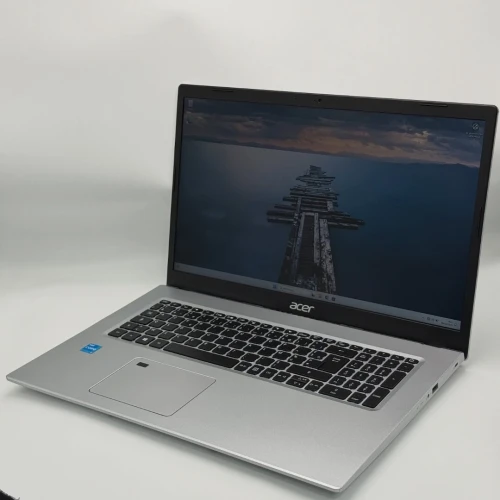 ACER ASPIRE 3 / 11th I3-1115G4 / 8Go DDR4 / 256SSD / 17.3 FHD