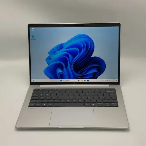 HP EliteBook 8 G1a 14 AI / Ryzen AI 5 230 / 16 Go DDR5 / 512 Go SSD