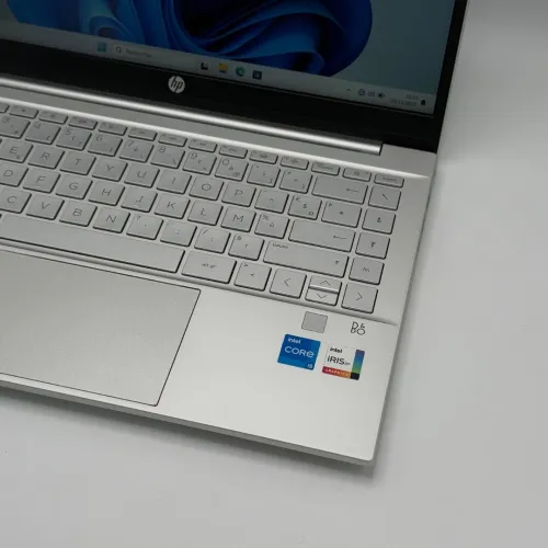 HP PAVILION 14 / 12th I5-1235U / 8Go DDR4 / 256SSD / 14 FHD