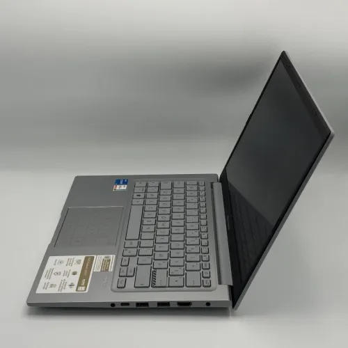ASUS Vivobook X1404Z / i5-1235U / 16 Go DDR4 / 512 Go SSD NVMe / 14 FHD