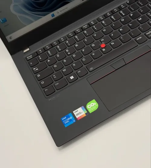 LENOVO THINKPAD T14s GEN 2 / Magnesium Chassis / i5-1145G7 / 16Go DDR4X / 256Go SSD NVMe