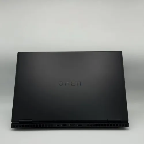 HP OMEN 16 / 13th I9-13900HX / 16Go DDR5 / 1To SSD / NVIDIA RTX 4060 8Go / 16 QHD 240Hz