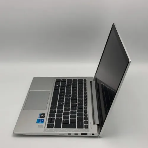HP ELITEBOOK 830 G8 Tactile / 11th i5-1135G7 / 16Go DDR4 / 256SSD / 13.3 FHD