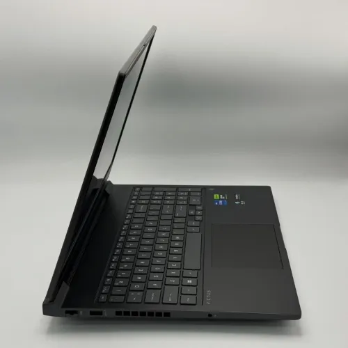 HP Victus 16 / i7 13620H / 16 Go DDR5 / 512 Go SSD / RTX 4060 8 Go / 16.1 QHD 240 Hz