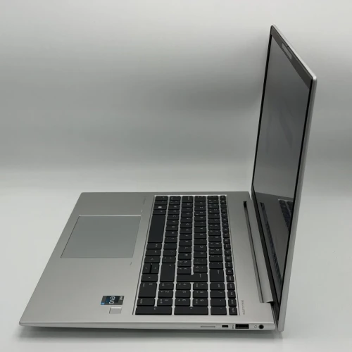 HP ELITEBOOK 860 G10 / 13th I7-1335U / 16GO DDR5 / 512SSD / 16  FHD+