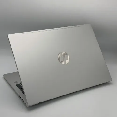 HP ProBook 465 G11 / Ryzen 5 7535U / 16Go DDR5 / 256Go SSD / 16 FHD+