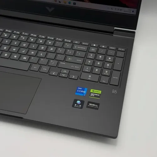 HP Victus 16 / i7-13620H / 16 Go DDR5 / RTX 4060 / 165Hz