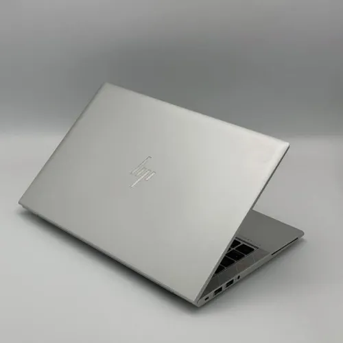 HP ELITEBOOK 830 G8 Tactile / 11th i5-1135G7 / 16Go DDR4 / 256SSD / 13.3 FHD