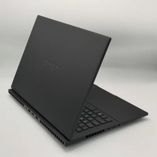 HP OMEN 16 / i7-14650HX / 16 Go DDR5 / RTX 4060 / QHD 240Hz
