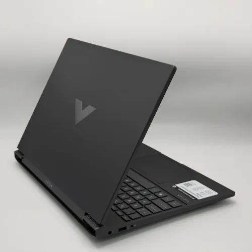 HP VICTUS GAMING 15 / 13th I5-13420H / 8Go DDR4 / 512Go / NVIDIA RTX 3050 06Go / 15.6 FHD 144Hz