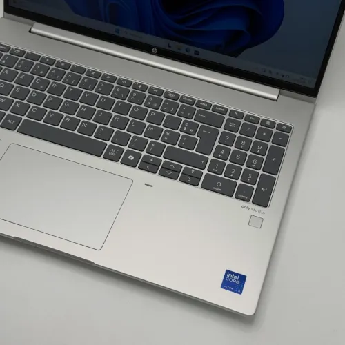 HP ProBook 460 G11 / Core Ultra 5 125U / 16Go DDR5 / 512Go SSD