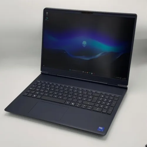 Dell Alienware 16X Aurora / Ultra 9 275HX / 32 Go DDR5 / RTX 5070 / QHD+ 240Hz