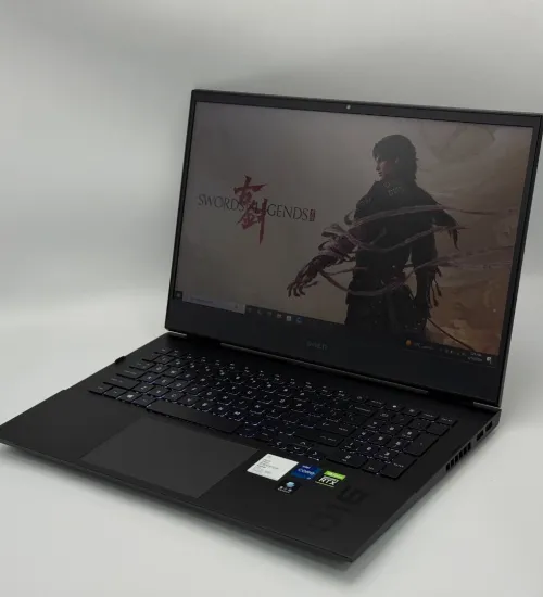HP OMEN GAMING 15 / i7-11800H / RTX 3050 Ti / 16Go RAM / 512Go SSD