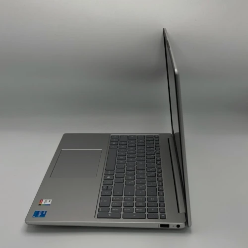 HP Laptop 15-fd0003sf / i5-1334U / 16Go / 1To SSD / 15.6 FHD