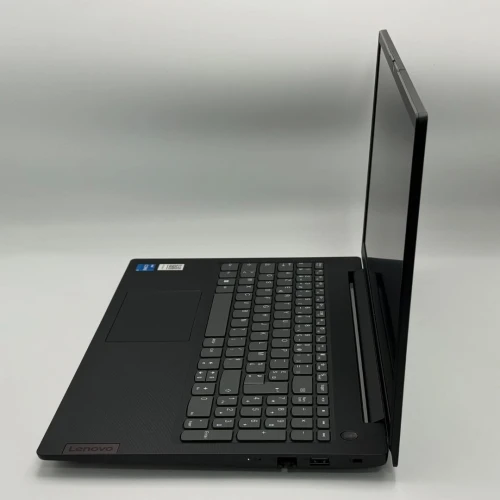 LENOVO V15 G4 / 13th I5-13420H / 8Go DDR4 / 256SSD / 15.6 FHD