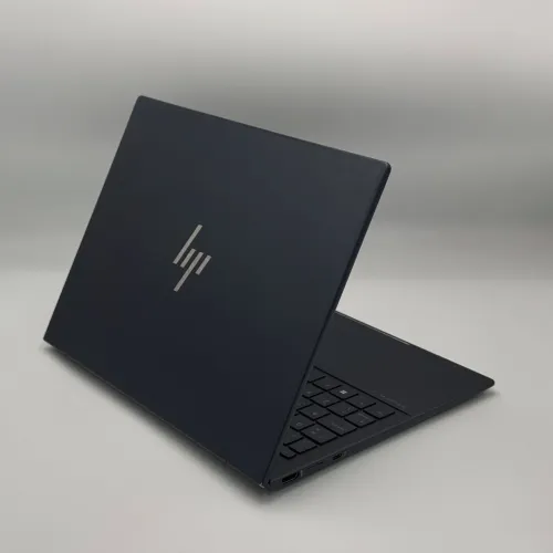 HP DRAGONFLY 13.5 G4 Tactile / 13th I7-1355U / 32Go DDR5 / 512SSD / 13.5 FHD+