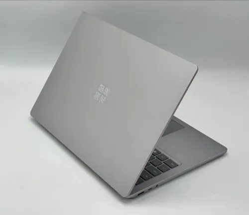 SURFACE LAPTOP 6 For Business / ULTRA 5 135H / 16Go DDR5X / 256Go SSD / 13.4 QHD