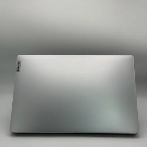 Lenovo IdeaPad Slim 1 / Ryzen 3 7320U / 8 Go DDR5 / 512 Go SSD / 15.6 FHD