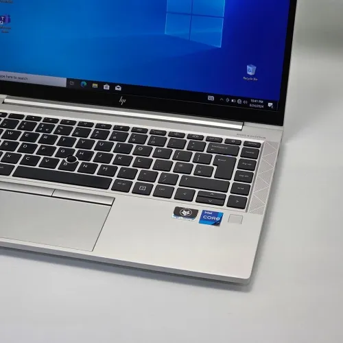 HP ELITEBOOK 840 G8 / 11th I7-1165G7/ 16GO DDR4 / 512GO SSD / 14" FHD