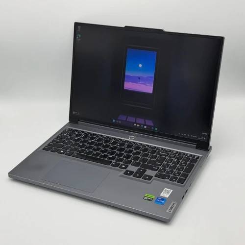 LENOVO LEGION 5 / 14th I7-14650HX / 16Go DDR5 / 1To SSD / NVIDIA RTX 4060 8Go / 16 WAXGA (2K+) 165Hz