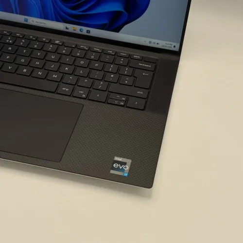 Dell XPS 15 9530 / i7-13700H / 16 Go / 512 Go SSD / Intel Arc A370M
