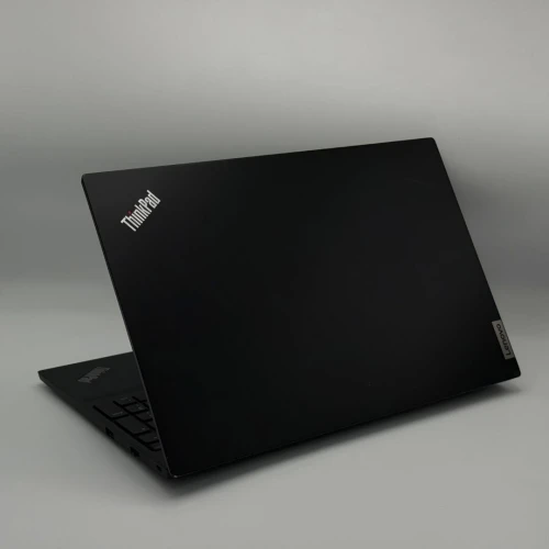 Lenovo Thinkpad E15 / i7-1255u