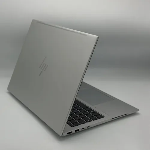 HP ELITEBOOK 860 G9 / 12th I5-1235U / 8Go DDR5 / 256SSD / 16 FHD+