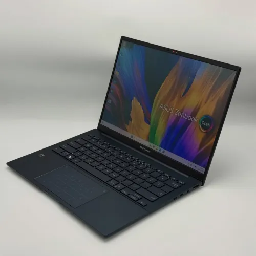 ASUS Zenbook 14 UX3405 / Intel Ultra 7 155H / 16 Go / 1 To SSD / 14 OLED