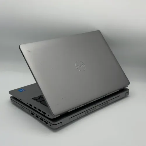 Dell Latitude 5420 / i5-1145G7 / 16 Go / 14 FHD Tactile / AZERTY lumineux