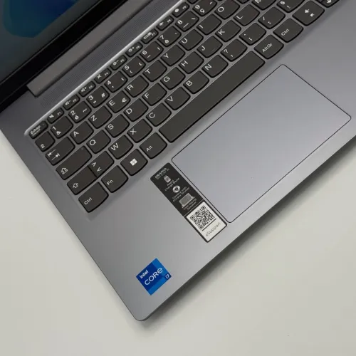 LENOVO IDEAPAD SLIM 3 / 13th I7-13620H / 16GO DDR5 / 512SSD / 15.6 FHD