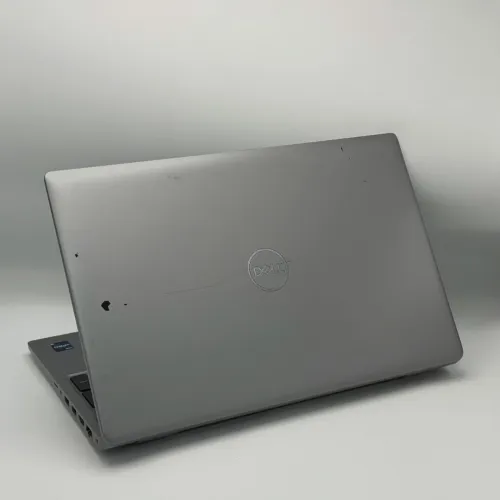 Dell Latitude 5540 / i5-1345U / 16 Go / 256 Go SSD / 15.6 FHD