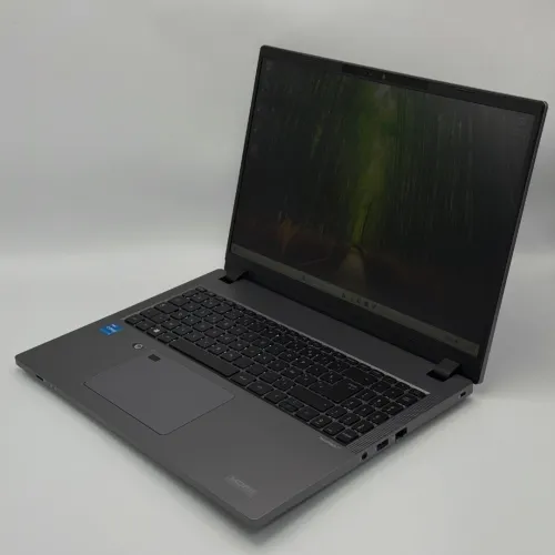 Acer TravelMate P2 16 / i3-1315U / 8 Go / 512 Go SSD / 16 FHD+