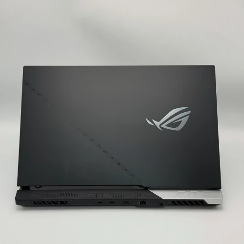 ASUS ROG Strix SCAR 17 / i9-12900H / RTX 3070 Ti / 360Hz