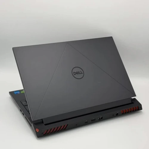 DELL G15 5530 GAMING / 13th I5-13450HX / 16Go DDR5 / 512SSD / NVIDIA RTX 3050 06Go / 15.6 FHD 120hz