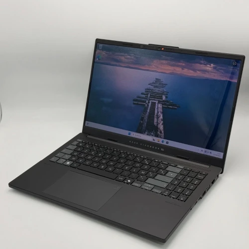 ASUS VIVOBOOK PRO 15 /ULTRA 7 255H /RTX 4050 6Go +Intel ARC 12Go /24Go DDR5 /1TO SSD /15.6 3K OLED
