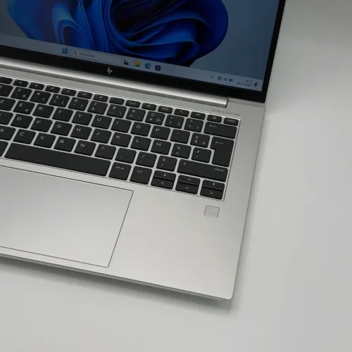 HP ELITEBOOK 845 G9  / RYZEN 5 PRO 6650U PRO / 16GO DDR5 / 256Go SSD / 14  FHD+