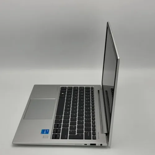 HP ELITEBOOK 830 G9 / 12th I5-1235U / 8GO DDR5 / 256GO SSD / 13.3 FHD+