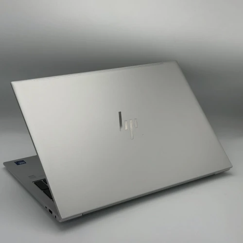 HP ELITEBOOK 860 G11 / Ultra 5 125U / 16 FHD / État Neuf