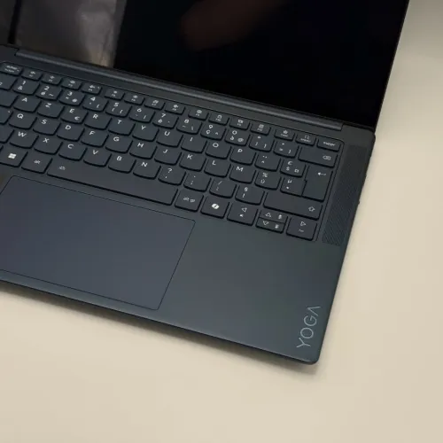 Lenovo Yoga 7x / Snapdragon X Plus / 32 Go / 512 Go SSD / OLED 3K