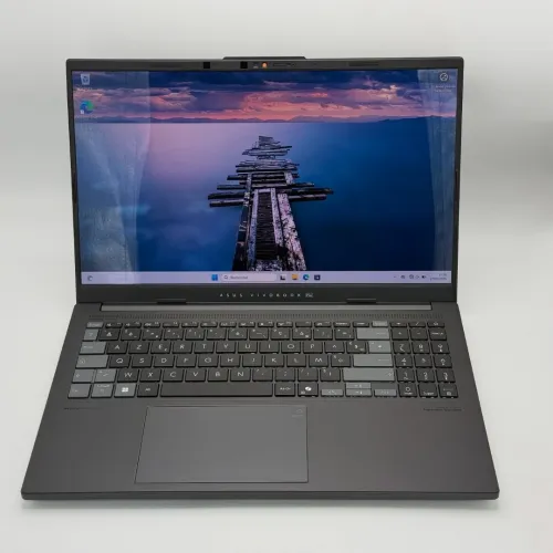 ASUS VIVOBOOK PRO 15 /ULTRA 7 255H /RTX 4050 6Go +Intel ARC 12Go /24Go DDR5 /1TO SSD /15.6 3K OLED