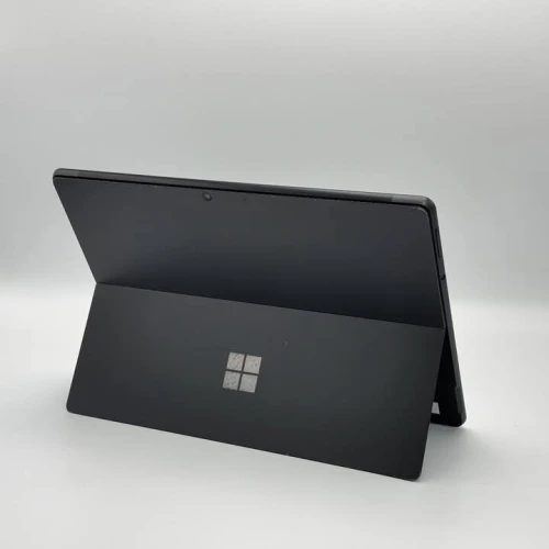 MICROSOFT SURFACE PRO 8 Avec Stylet Détachable / 11th I7-1185G7 / 16GO LPDDR4X / 256SSD / 13.4 3K