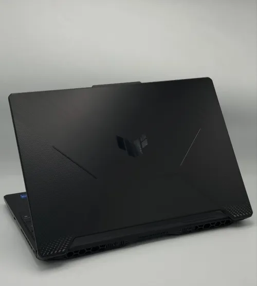 ASUS TUF GAMING F15 / i7-11800H / RTX 3060 / 16Go RAM / 512Go SSD