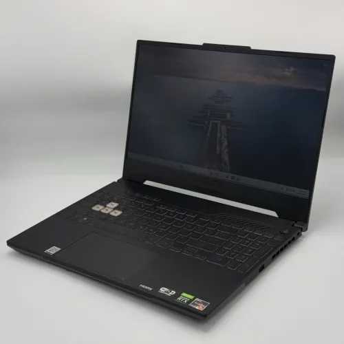 ASUS TUF Gaming F15 FX507ZM / Ryzen 7 6800H / 16Go DDR5 / 512Go SSD / RTX 3060 / 15.6 FHD 144Hz