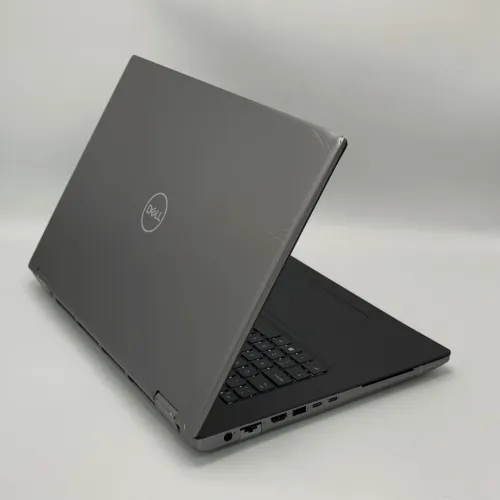 Dell Precision 7780 / i9-13950HX / 32 Go DDR5 / 1 To SSD / RTX 3500 Ada 12 Go